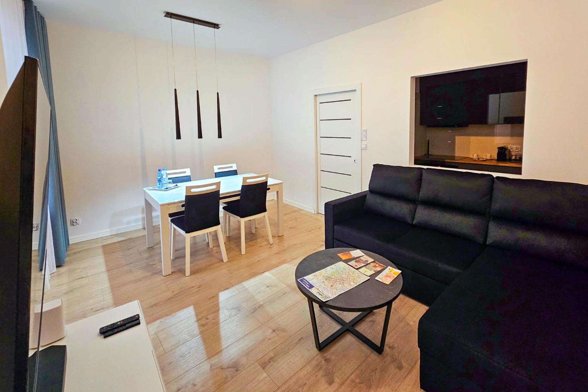Apartamenty Na Starowce - 3 Pietro Z Widokiem Na Ratusz, Rynek Glowny I Centrum Kalisz  Exterior photo